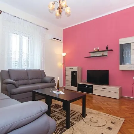 Appartement Nadalina 1072 Pula