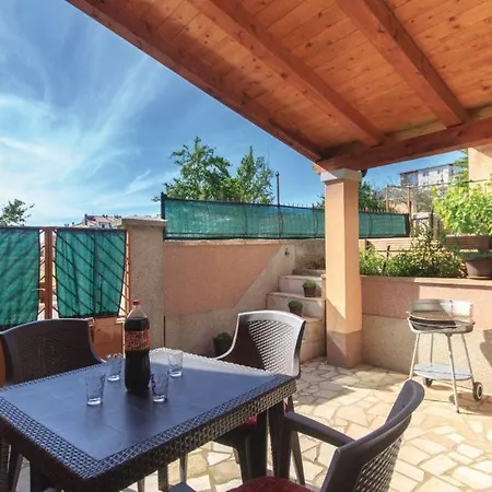 Nadalina 1072 * Pola