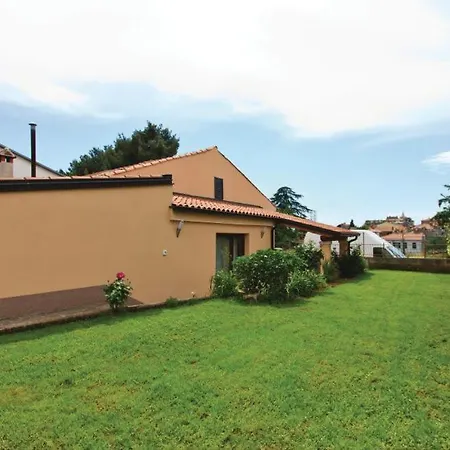 Nadalina 1072 * Póla