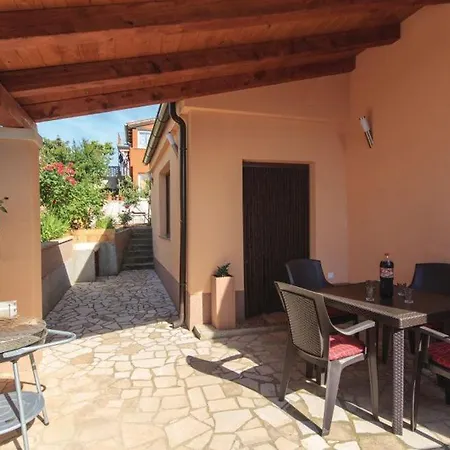 Nadalina 1072 Apartman